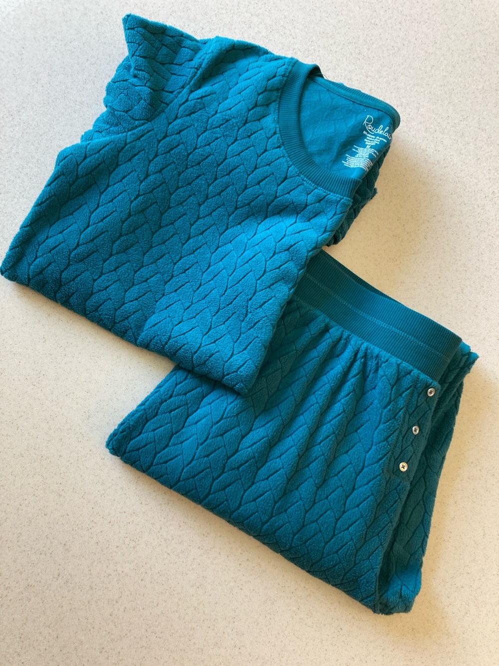 NWOT Roudelain Loungewear Pajamas - Long Sleeve Top & Pants - Teal - Women Sz M